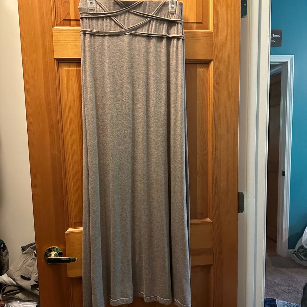 Max Studio maxi skirt